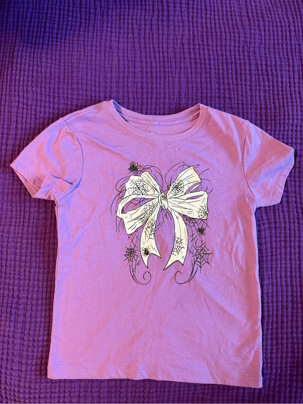 Girls' Lavender Short Sleeve Tee with White Bow Graphic